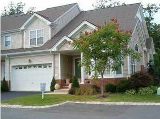 13 Village Dr, Eatontown, NJ 07724