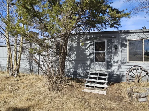 7 Bert Rd, Pinedale, WY 82941