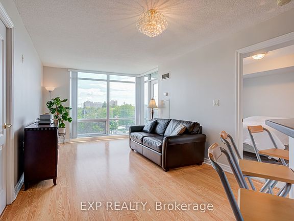 5th image of 3840 Bathurst St #506