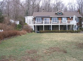 11 McGregor Ave, Mount Arlington, NJ 07856