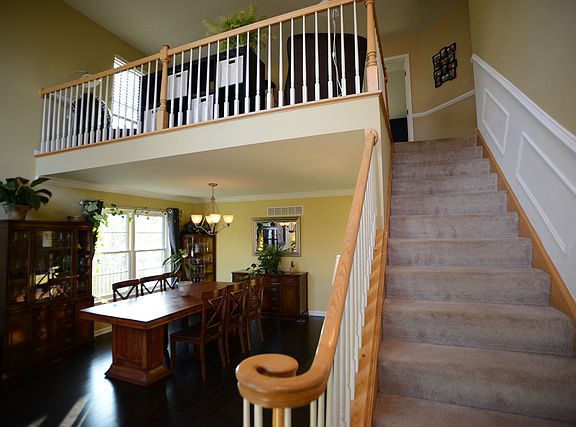 3rd image of 1803 Burshire Dr
