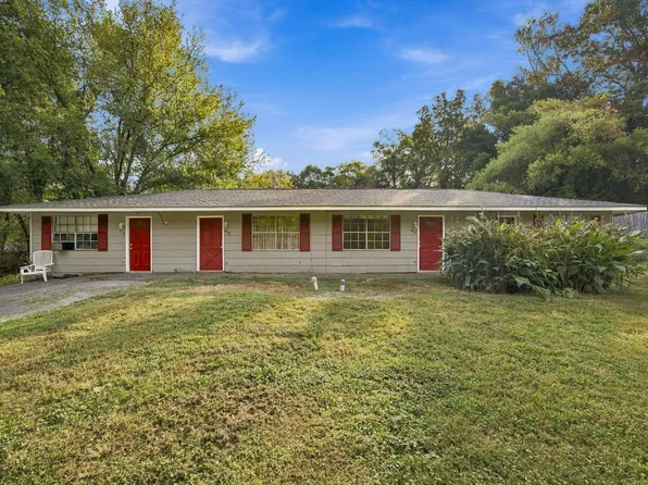 466 Oak St, Rossville, GA 30741