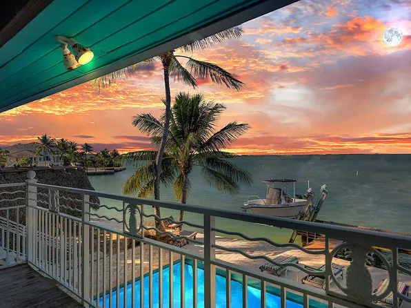 166 Bayview Dr, Islamorada, FL 33036