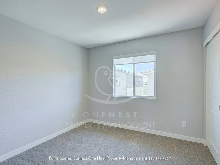 968 Franklin St — Photo 19