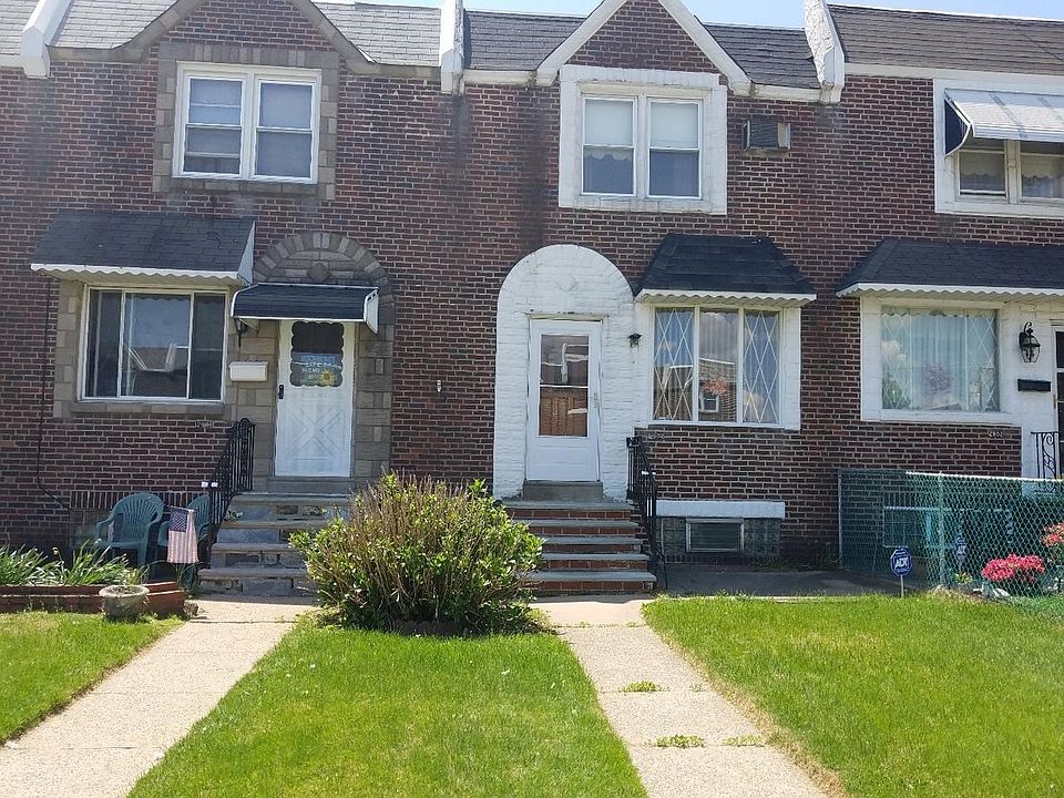 2nd image of 2904 Fanshawe St