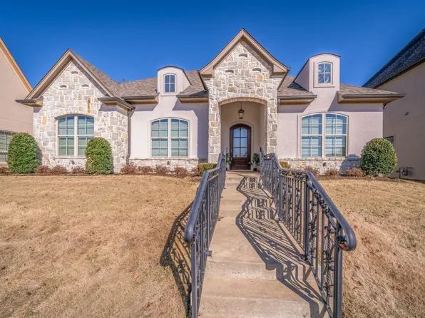 724 Esperanza Pl, Tyler, TX 75703