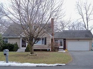 95 Forest Rd, Agawam, MA 01001