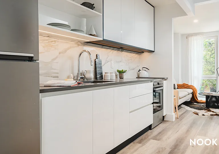 445 Vanderbilt Ave #406 — Photo 4