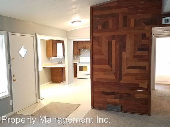 2nd image of 611 N 38th St