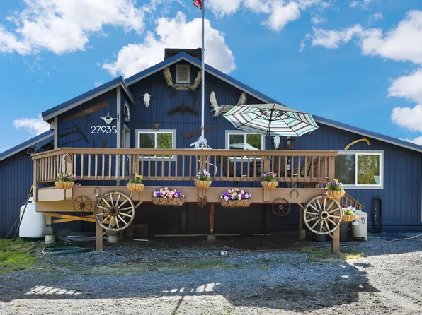 27935 S Oilwell Rd, Trapper Creek, AK 99683