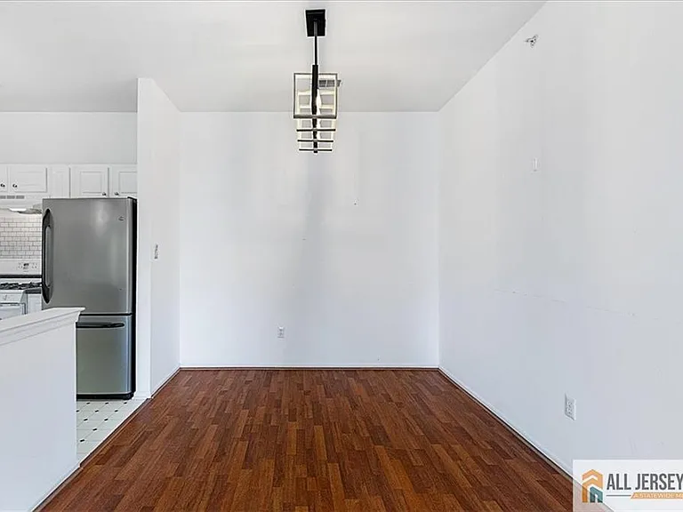 932 Del Negro Ct #932 — Photo 11