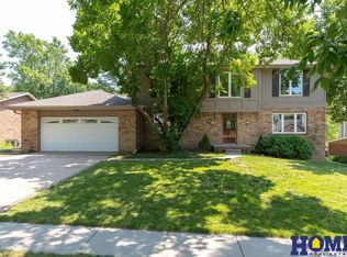 2330 S 75th St, Lincoln, NE 68506