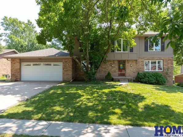 2330 S 75th St, Lincoln, NE 68506