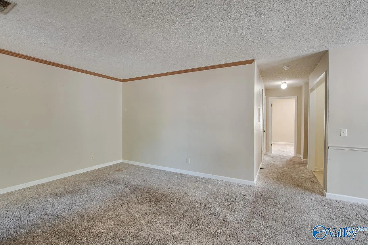 2 bed, 2.0 bath, 981 sqft, $975 — Photo 3