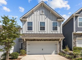 1152 Streamside Ln, York, SC 29745