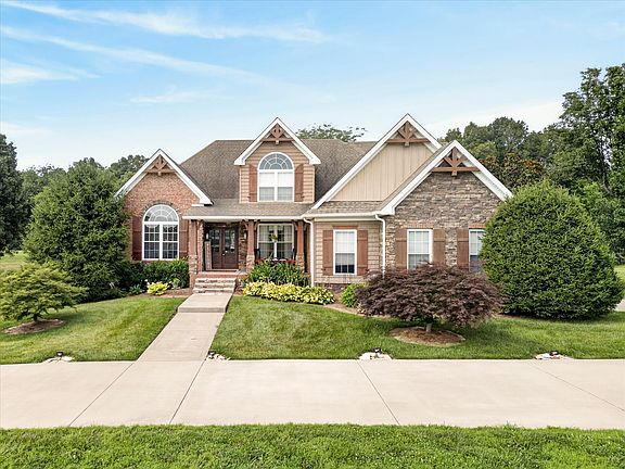 2nd image of 900 McClure Rd