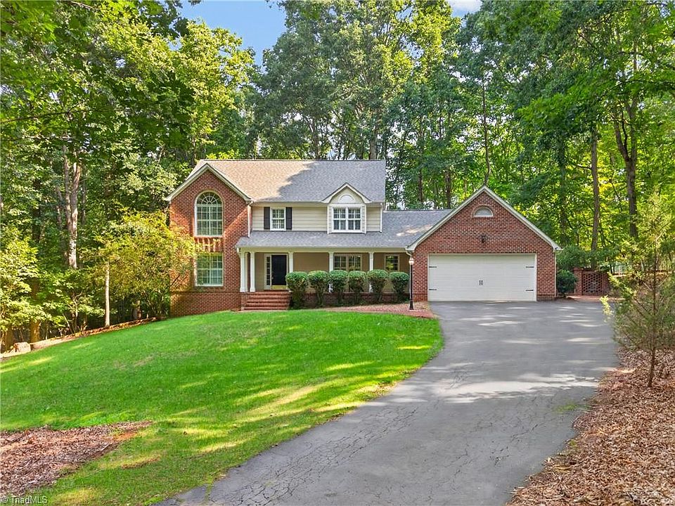 1st image of 2004 Northmont Dr