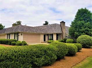 405 E Love Forty Dr, Pinehurst, NC 28374