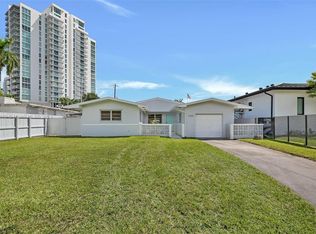 2000 NW 13th St, Miami, FL 33125