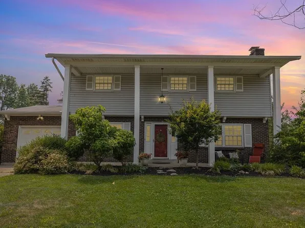 1713 Hilltree Dr, Cincinnati, OH 45255