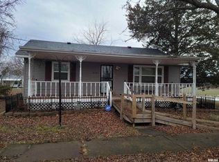 223 N George St, Hurst, IL 62949