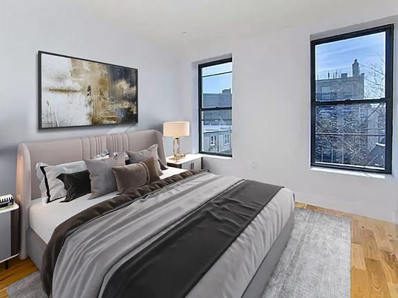 5th image of 708 Willoughby Ave #3