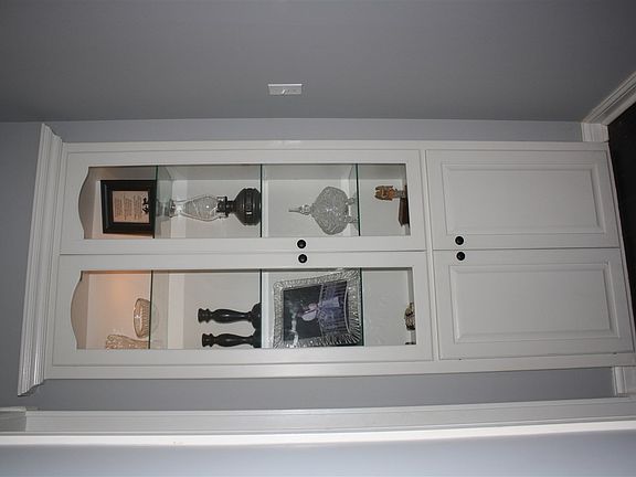 5th image of 434 Earlston St