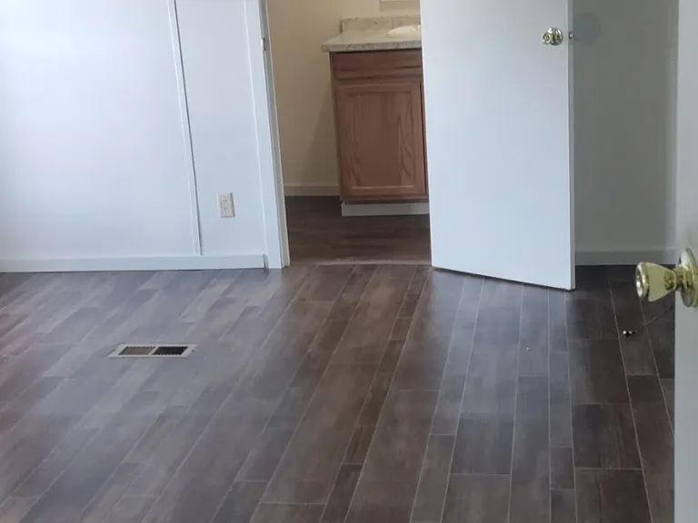 1261 Stoneybrook Dr — Photo 10