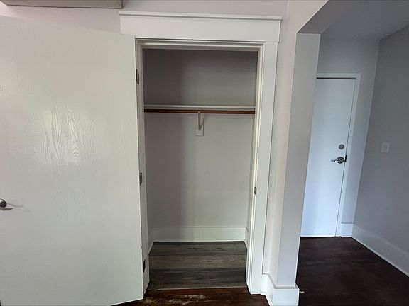 5th image of 139 Troup St #305