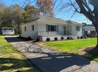 597 12th Ave NE, Hickory, NC 28601