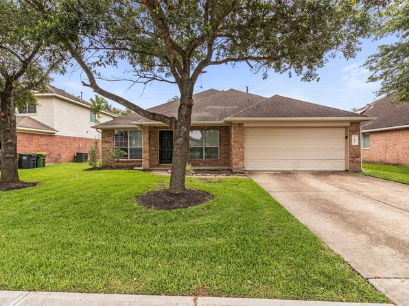 1905 Plum Falls Ln, Pearland, TX 77581