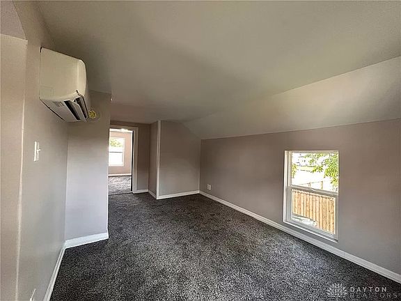 3rd image of 510 Lincoln St #1/2