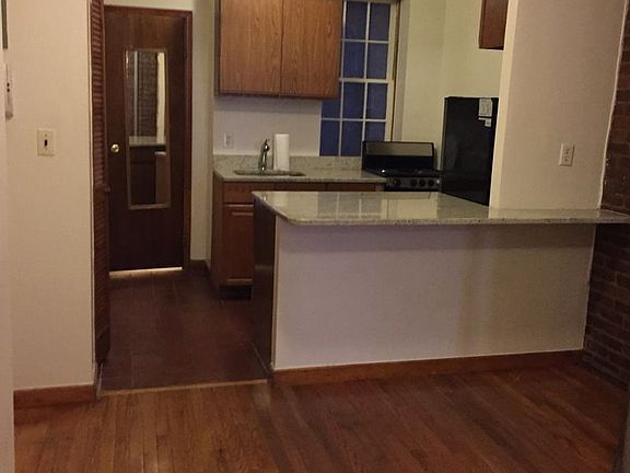 4th image of 311 E 91st St APT 5
