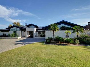 115 Cross Bow, Horseshoe Bay, TX 78657