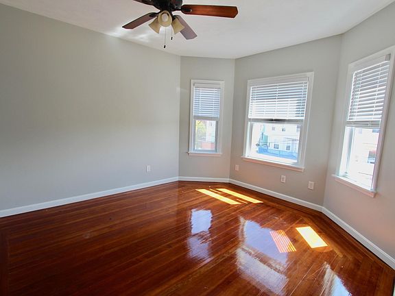 4th image of 84 Shirley Ave