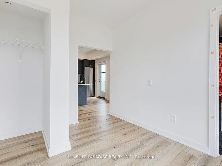 312 Erb St W #416 — Photo 27