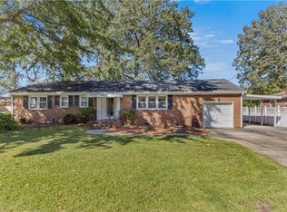 2516 Meiggs Rd, Chesapeake, VA 23323