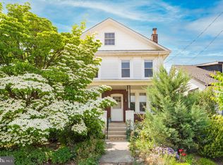 10 Beechwood Rd, Brookhaven, PA 19015