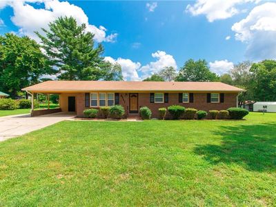 4731 Plata Dr, Winston Salem, NC, 27101