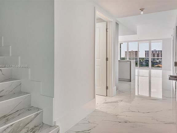 3rd image of 400 Sunny Isles Blvd #917