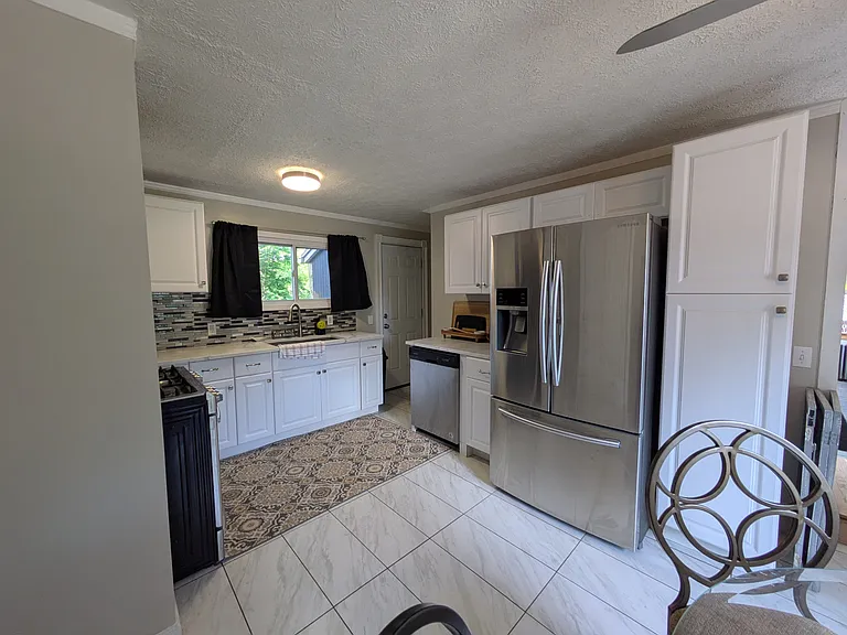 57 Fawn St — Photo 5