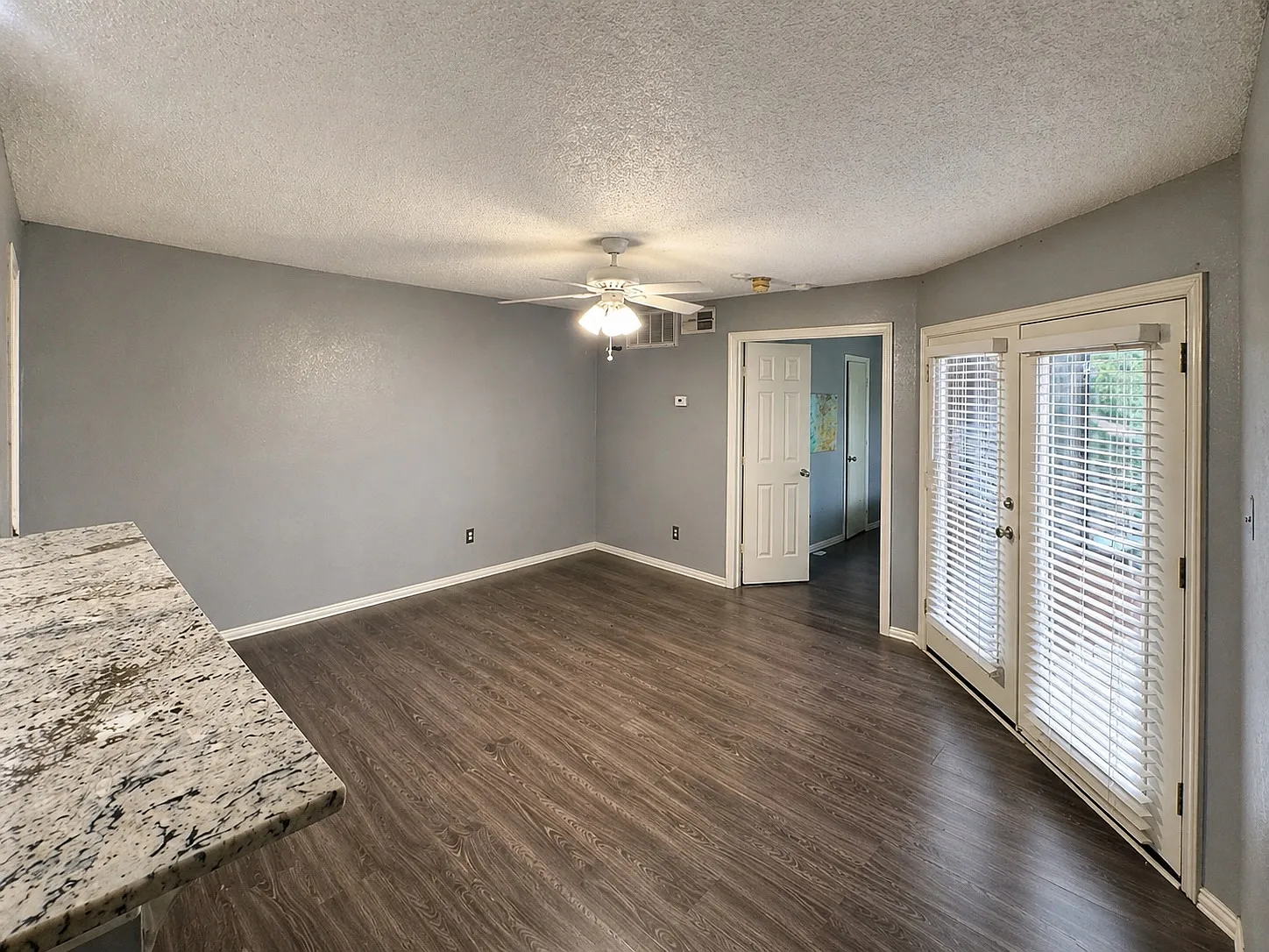 1 bed, 480 sqft, $1,150 — Photo 4