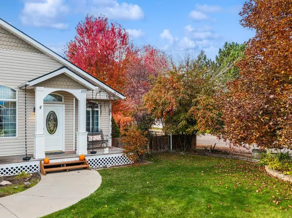 102 Buffalo Square Ct, Kalispell, MT 59901