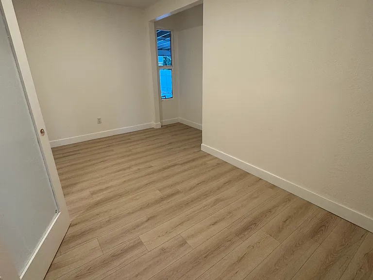 528 N Placentia Ave — Photo 18