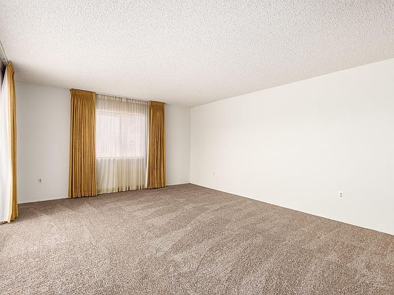 5th image of 14813 N Bolivar Dr