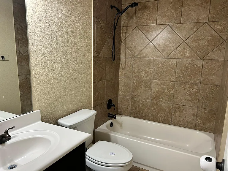 1621 Rusty Spur Dr — Photo 26
