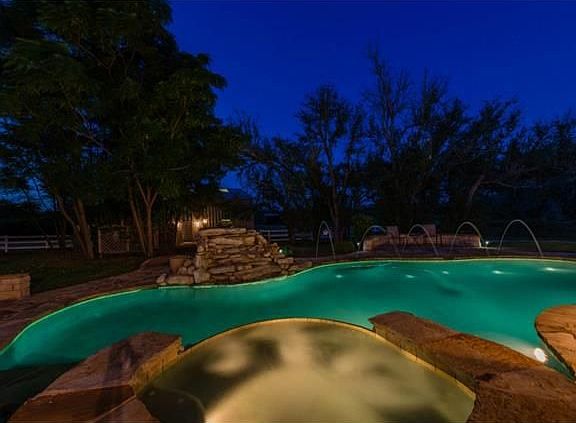 2nd image of 223 Palomino Pl