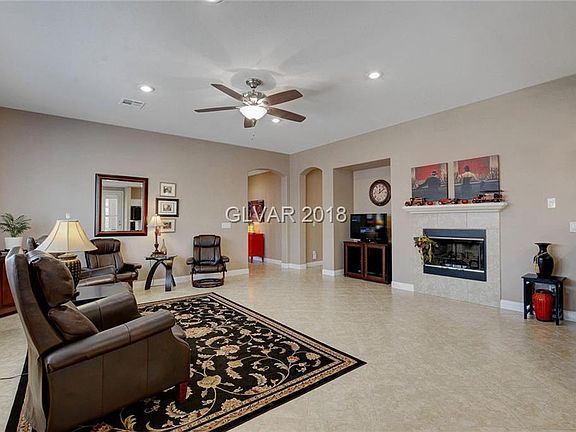 4th image of 10387 Station Creek Cir