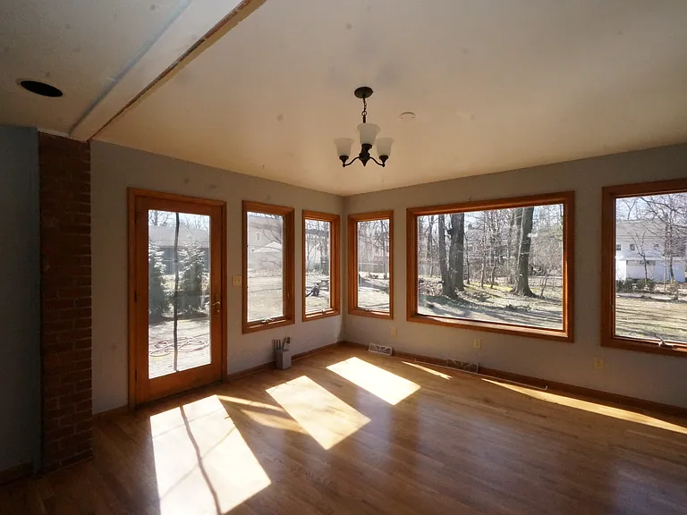 1326 Cleveland Heights Blvd — Photo 8