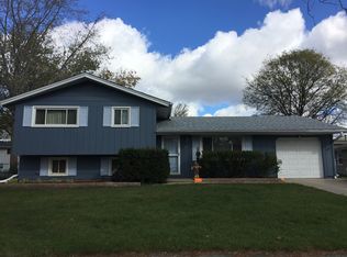 129 Williams Dr, Schaumburg, IL